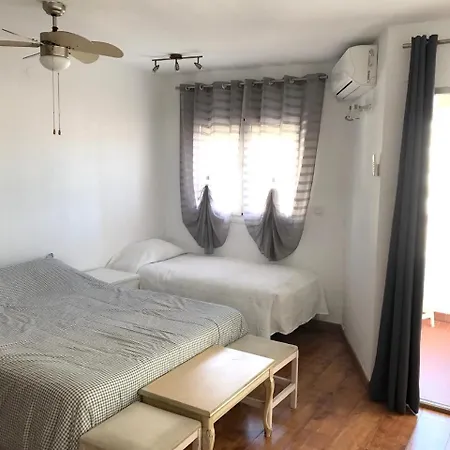 Apartment Pasaje Ciudad De Porcuna 아파트 *